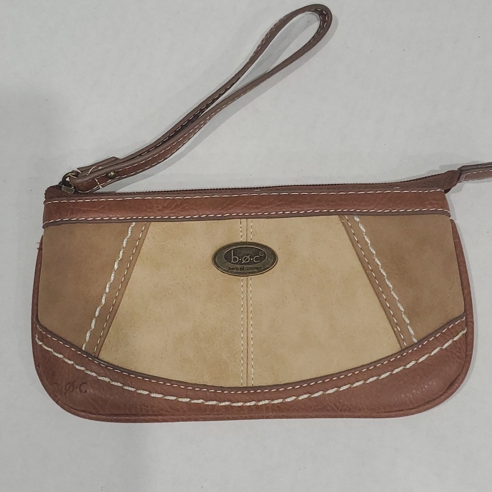 ❗️NWOT❗️ B.O.C. Wristlet
